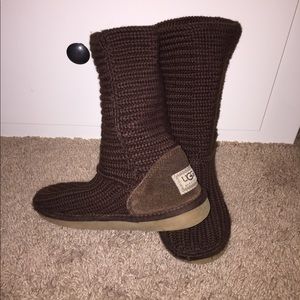 Brown knit Ugg boots